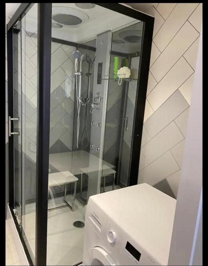 Man Studio - Stereoshower Freeparking 5Min-Metro Манчестър Екстериор снимка